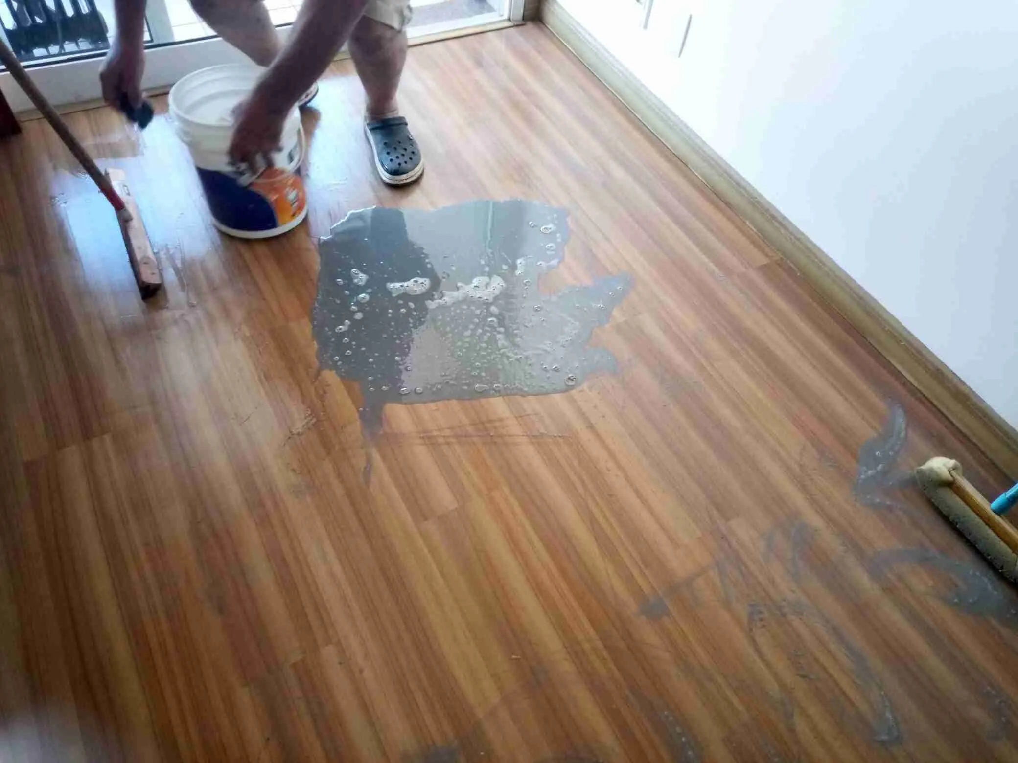 Remoção de Cera em Piso Jardins